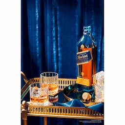whisky-johnnie-walker-blue-label-750ml-6.jpg